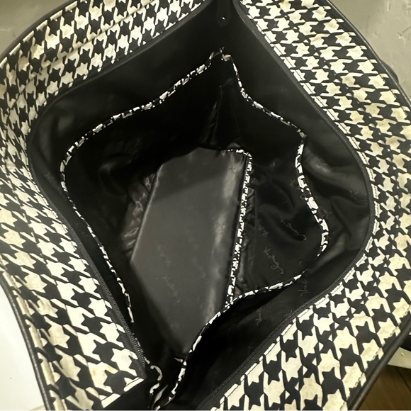 Vera Bradley Black White XL Weekender Travel Bag 25x15x8 - Picture 12 of 16